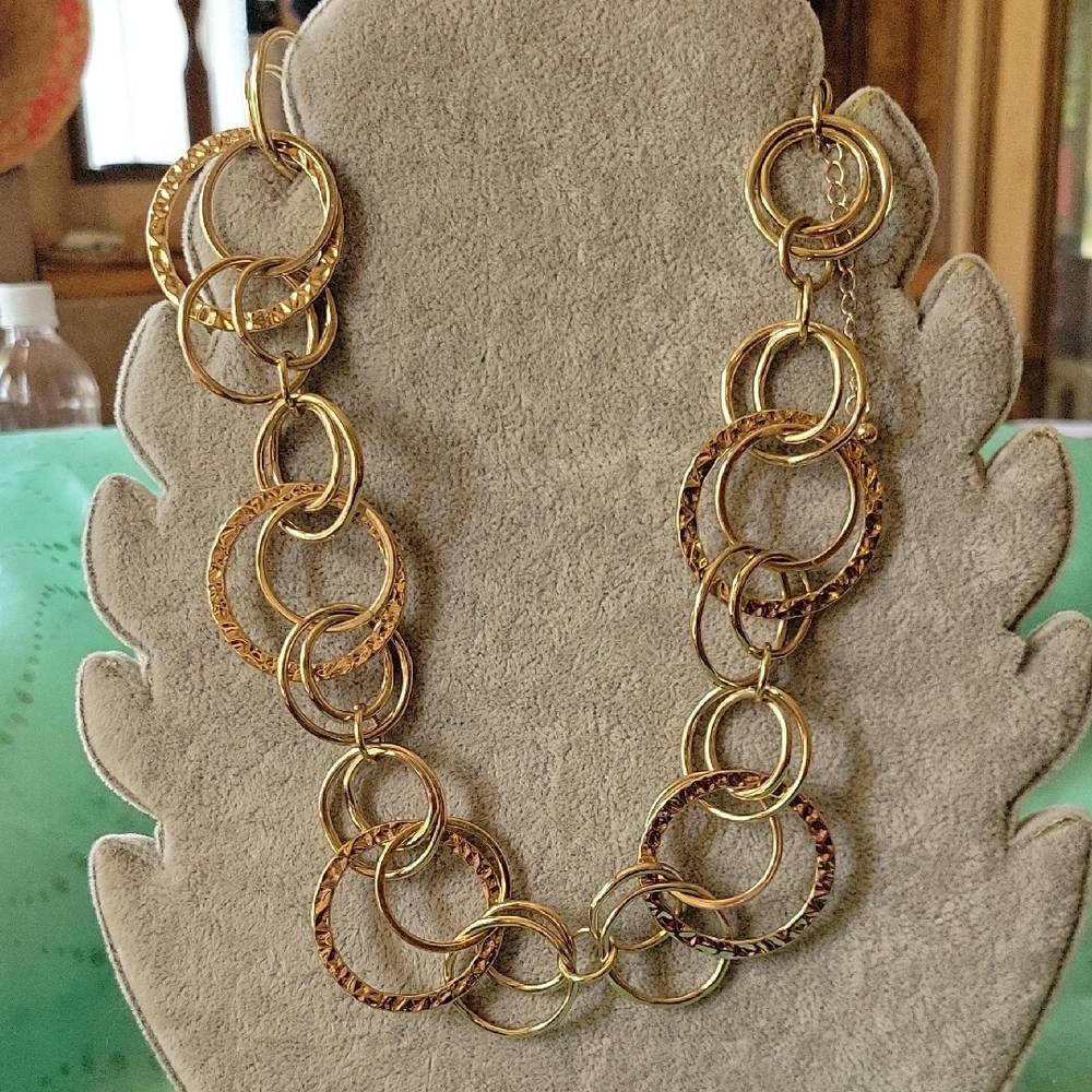 Sale 3 For $20 Combined Shipping Gold-Tone Circle Link Necklace